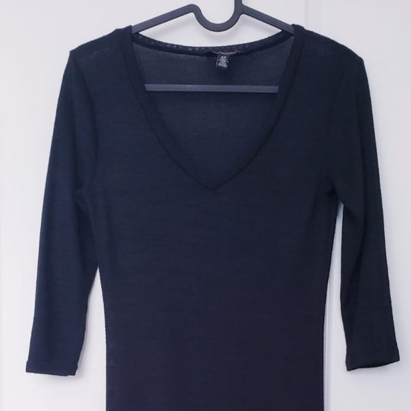 BLACK V - NECK DRESS - Picture 1 of 3